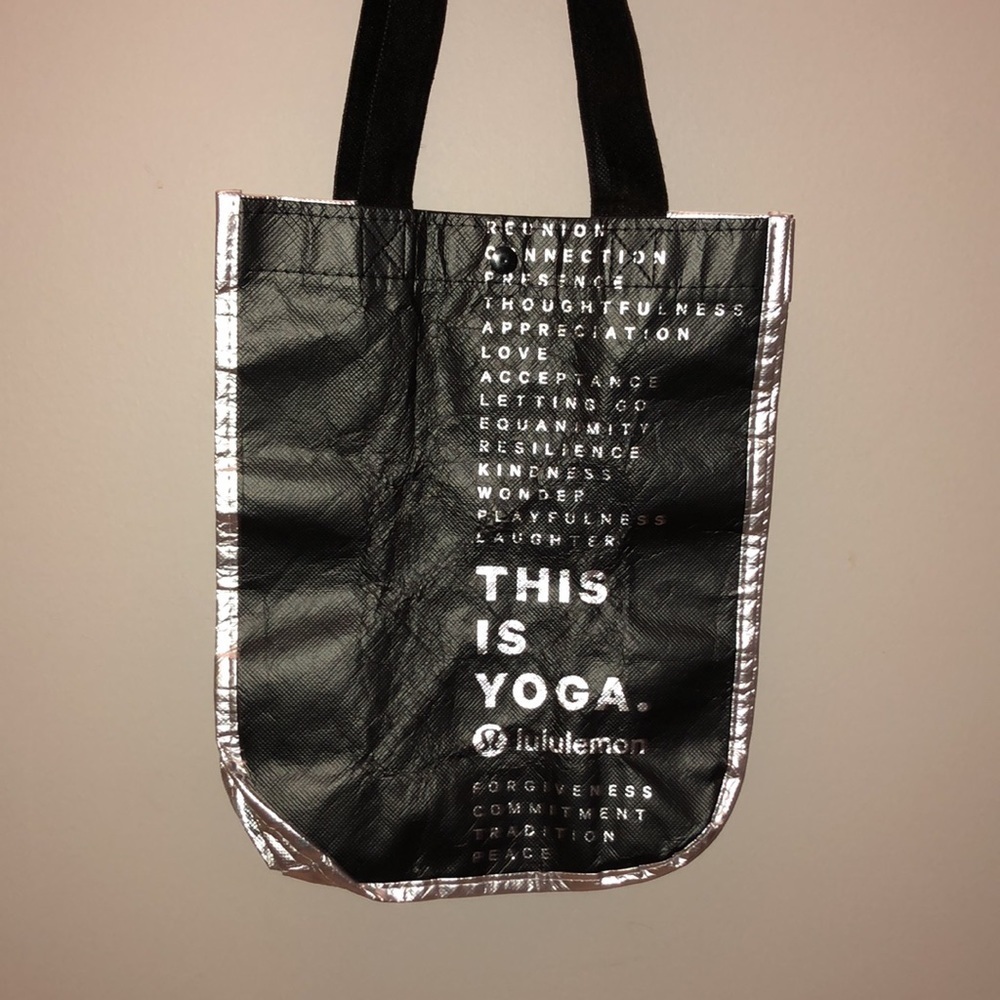 Lululemon Athletica reusable shopping bag smaller in size this is yoga bag - Picture 3 of 3
